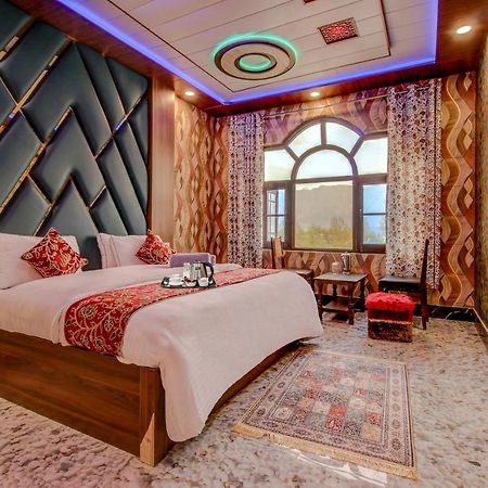 Hotel Royal Hameed Srīnagar Camera foto