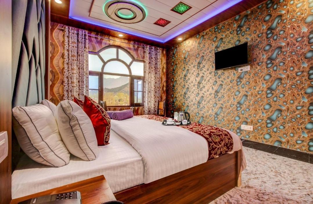 Hotel Royal Hameed Srīnagar Esterno foto