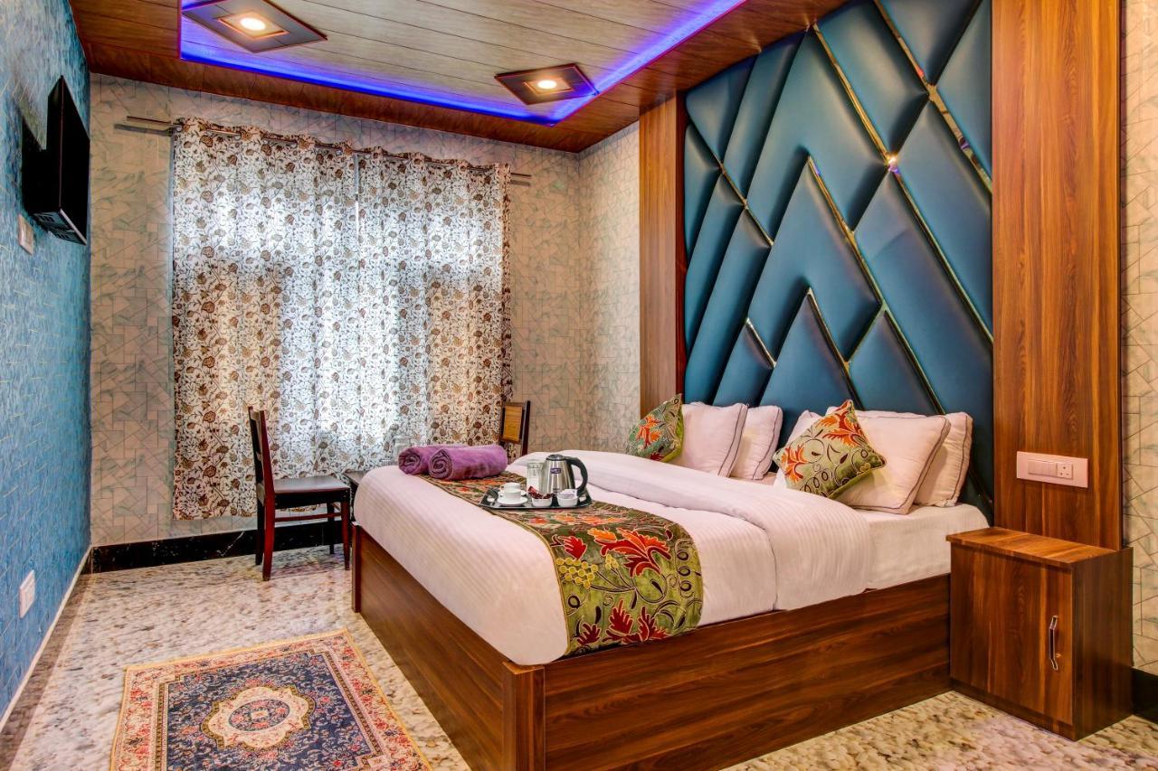 Hotel Royal Hameed Srīnagar Esterno foto
