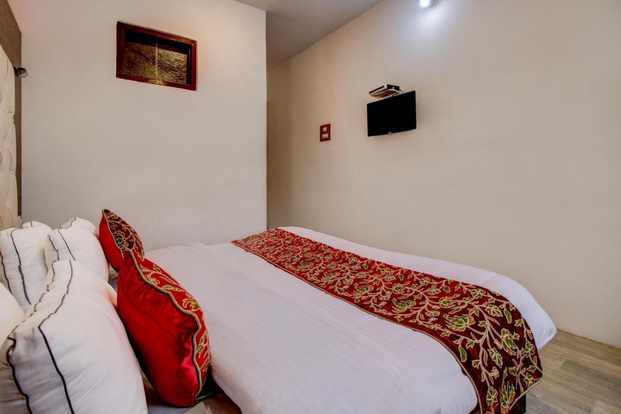 Hotel Royal Hameed Srīnagar Esterno foto