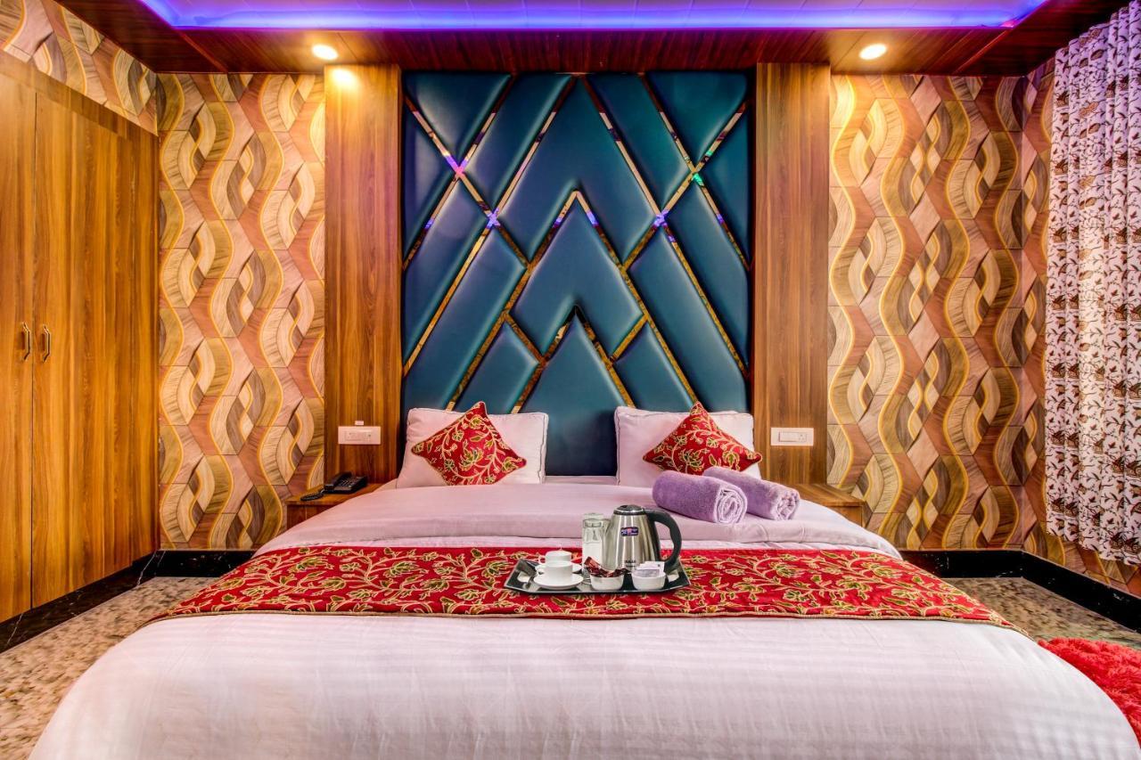 Hotel Royal Hameed Srīnagar Camera foto