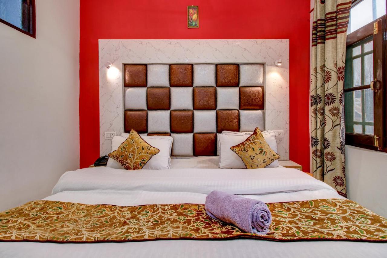 Hotel Royal Hameed Srīnagar Esterno foto