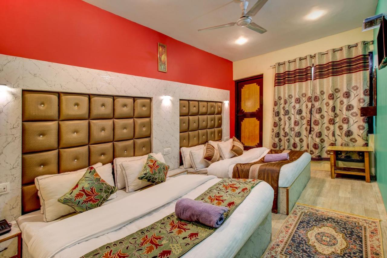Hotel Royal Hameed Srīnagar Esterno foto